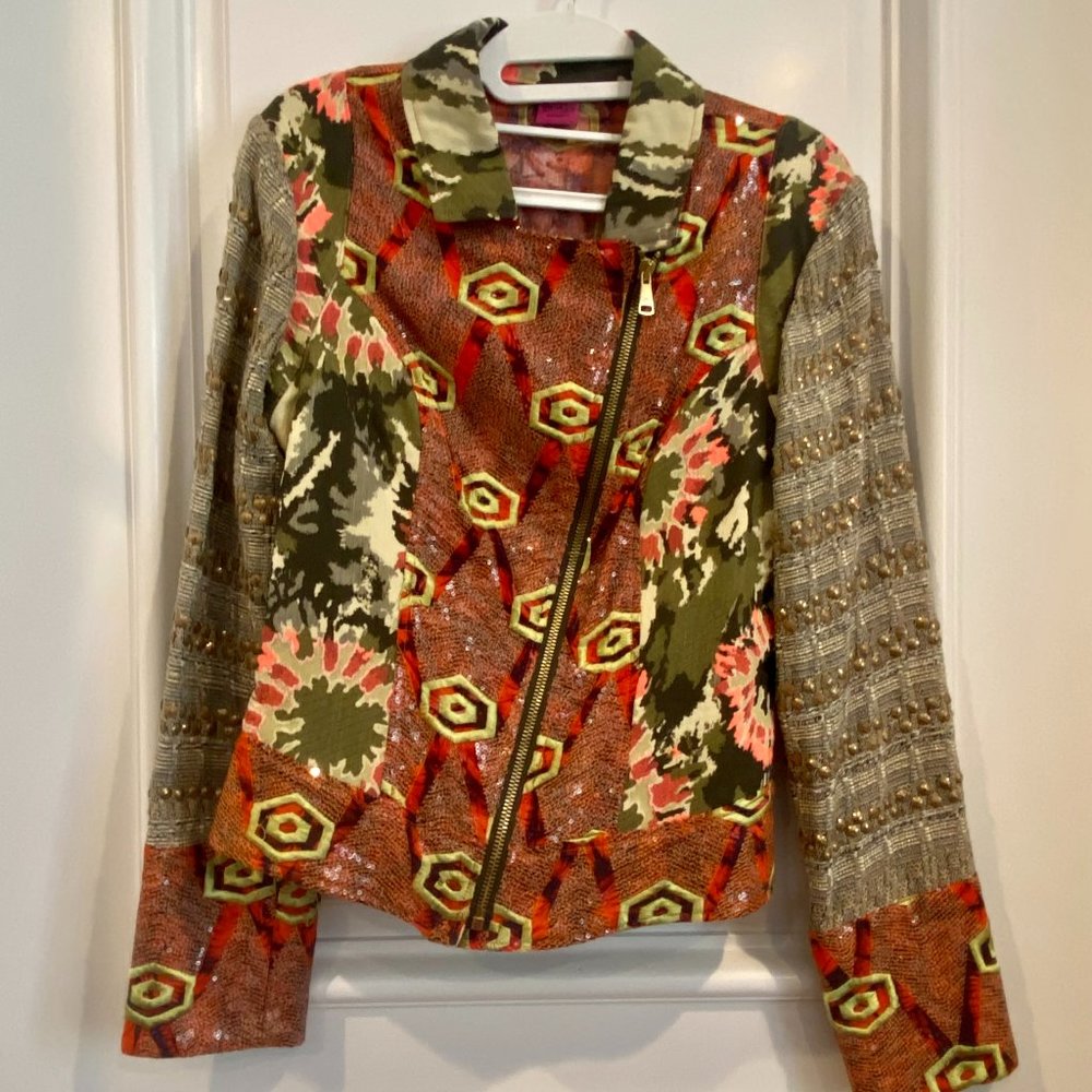 Save the Queen XS Camouflage Design Blazer